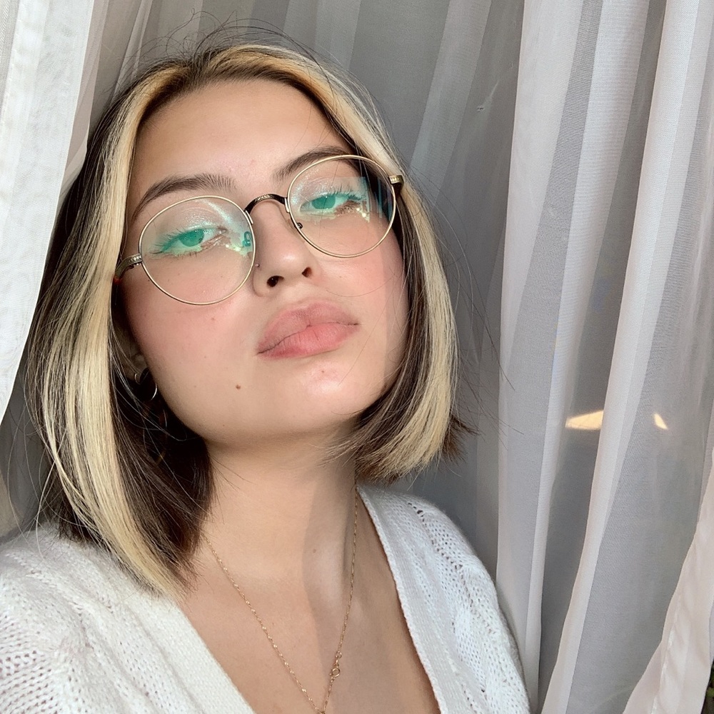 Meet your Posher, Alexa